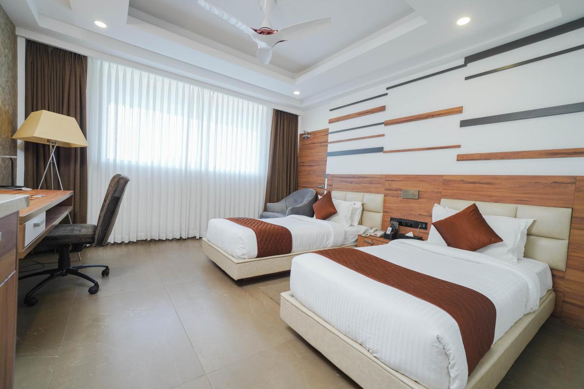 Classic Regency Alappuzha Eksteriør bilde